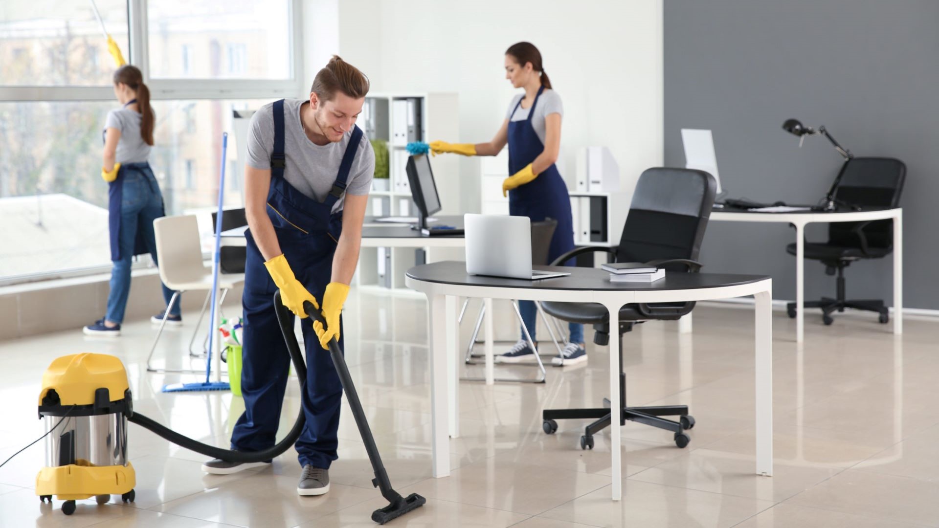 Garment District Office Cleaning Fast Turnover Solutions for Fashion Industry Showrooms