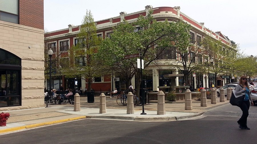 Lincoln Square CrazyPeazy